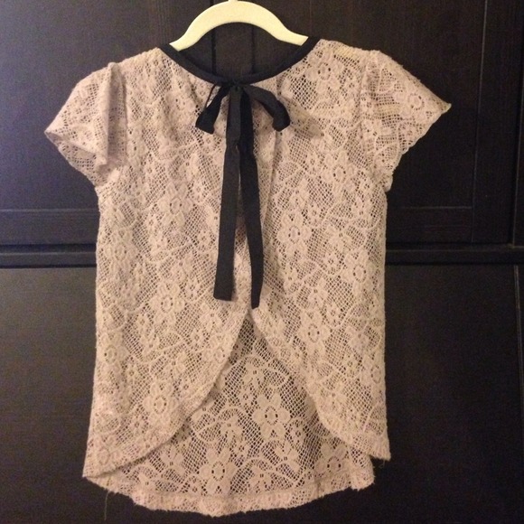 Taupe shirt with black boe detail on the back - Picture 1 of 2
