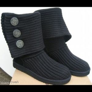 Black knit crochet uggs