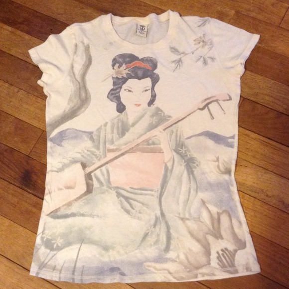 Lucky brand t shirt