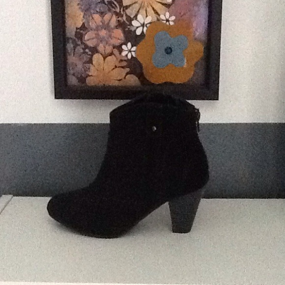 Black booties
