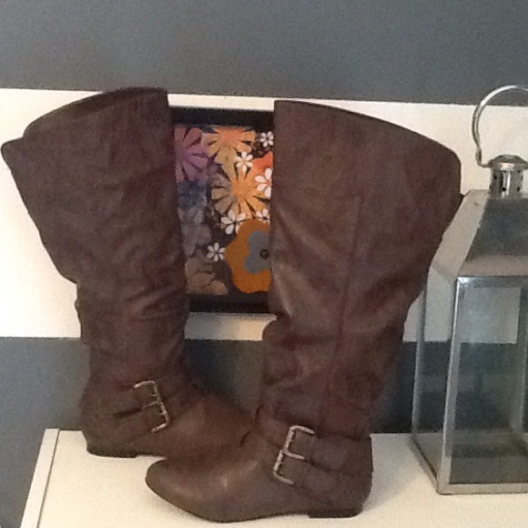 Brown boots