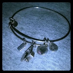 Class of 2014 Alex and Ani