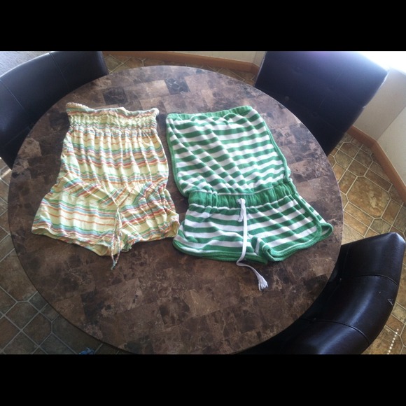 2 medium rompers - Picture 1 of 1
