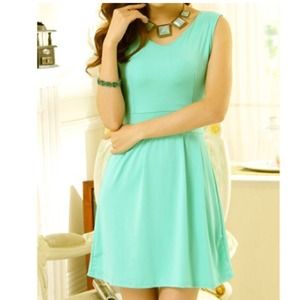 Very cute dress NWOT