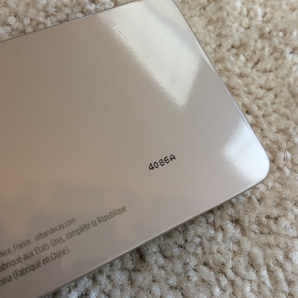 ❌SOLD❌ Authentic Naked 2 Palette - Picture 4 of 4