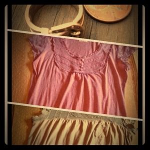 🌸Bundle🌸 2 Tops & ring