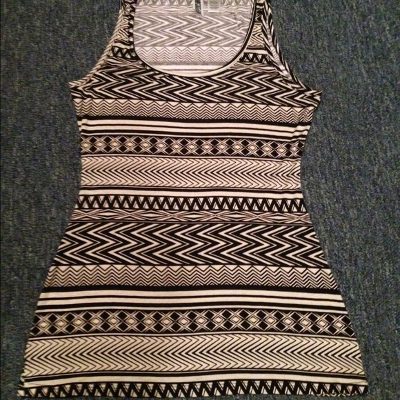 BKE womens tank