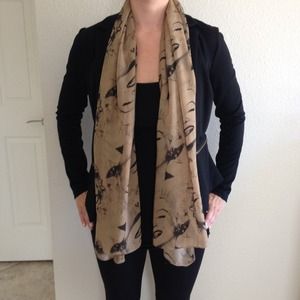 Marilyn Monroe Print Scarf