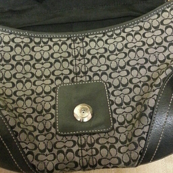 SOLD! Coach handbag - Picture 2 of 4