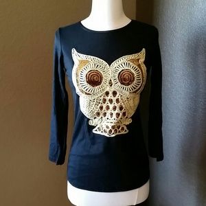 Beautiful black long sleeve owl shirt