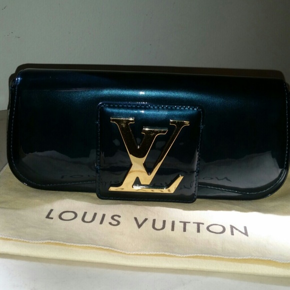 Louis Vuitton Sobe Clutch