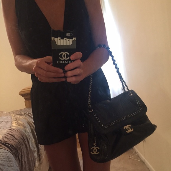 🛍 ANOTHER PERFECT HIGH END TRADE ON POSHMARK 😘 - Picture 1 of 4