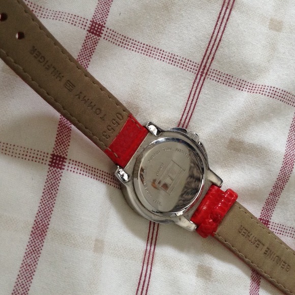 Watch - Picture 2 of 3