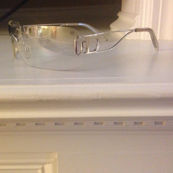 💯 authentic Christian Dior Shades