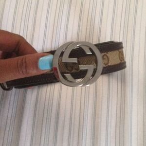 Gucci belt " like new" women