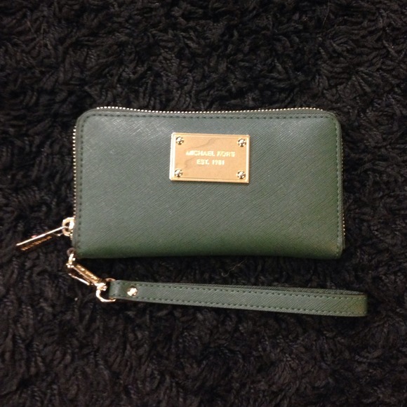 Michael Kors clutch wallet