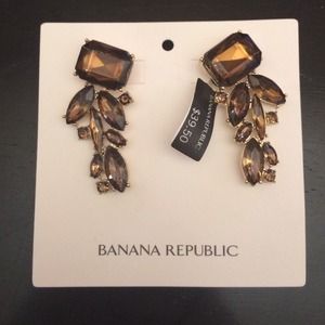 Banana Republic amber earrings