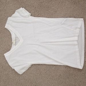 NWOT White v neck