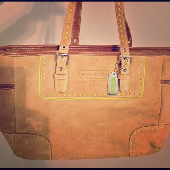 Authentic Coach Handbag - Picture 1 of 4