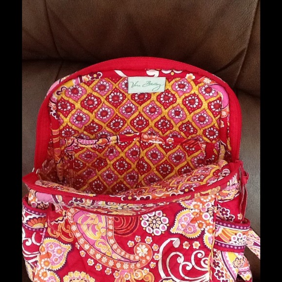 Vera Bradley \