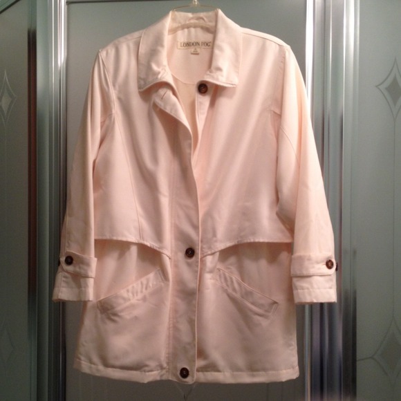 London Fog Jackets & Blazers - London Fog light weight all weather jacket/coat.