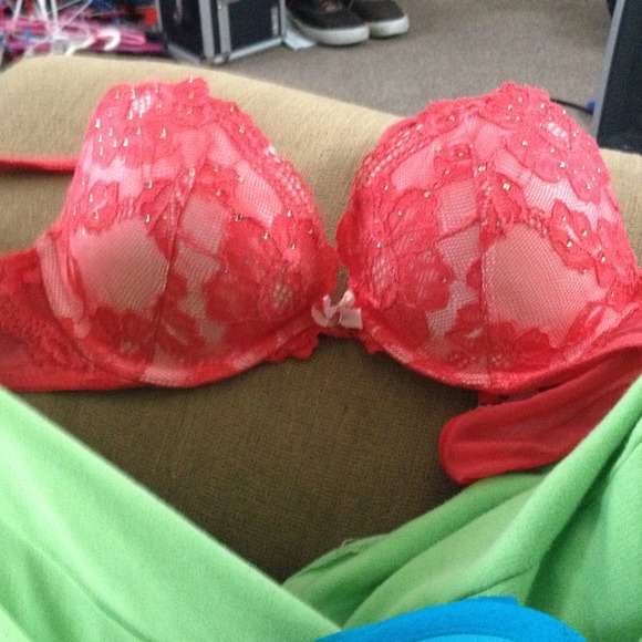 Bra