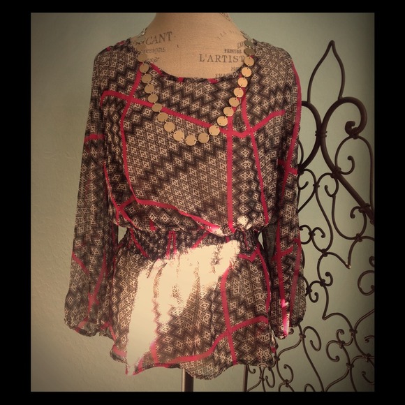 FUSCHIA PINK AND BLACK BLOUSE