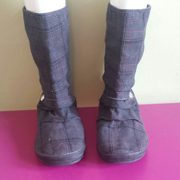 roxy plaid boots