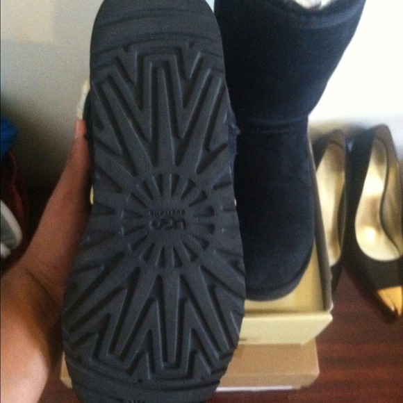 Black Ugg Boots 🔥SOLD🔥SOLD🔥 - Picture 2 of 4