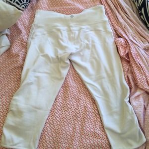 Lululemon Crops!
