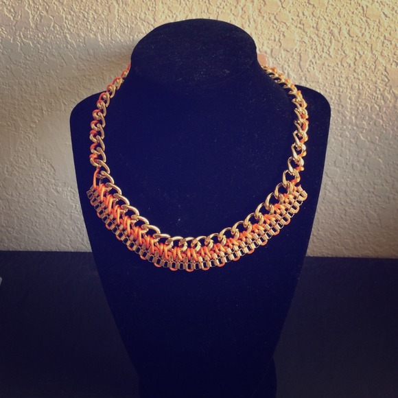 Chain colored necklace - Picture 1 of 1