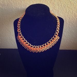 Chain colored necklace