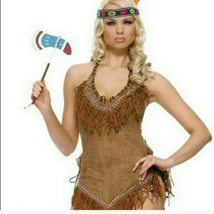 COSTUME @destineyrae03