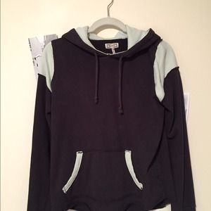 Pacsun cozy and warm hoodie