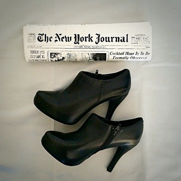 gianni bini black booties