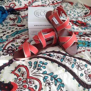 NWT Steve Madden Sandals!