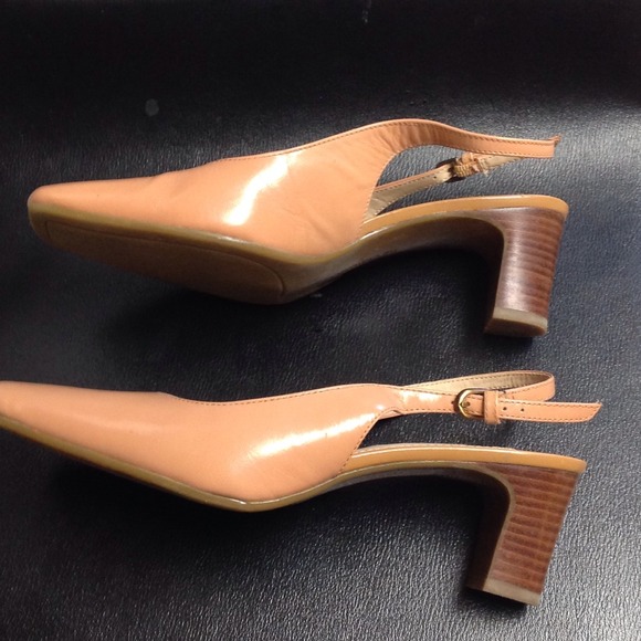 Nude Sling Back Liz Claiborne Shoes - Picture 3 of 4