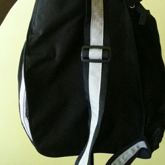 Custom made Superman backpack - Picture 2 of 4