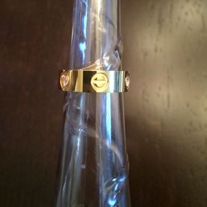 ♦️SALE♦️LOVE Inspired ring NEW! 🌟