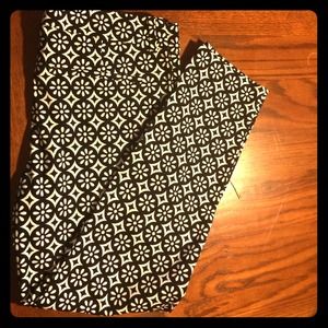 Old navy printed pants size 8!