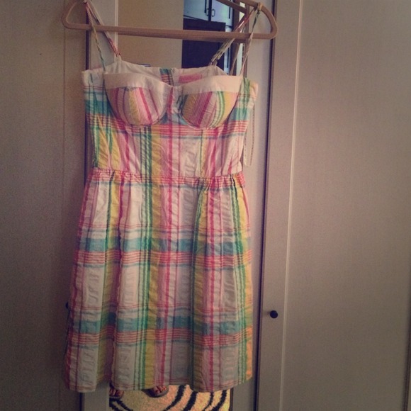 Lilly Pulitzer Georgie dress in  Plaid size 6!