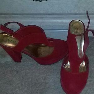 Qupid red heels