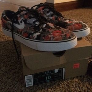 Nike zoom Stefan janoski floral