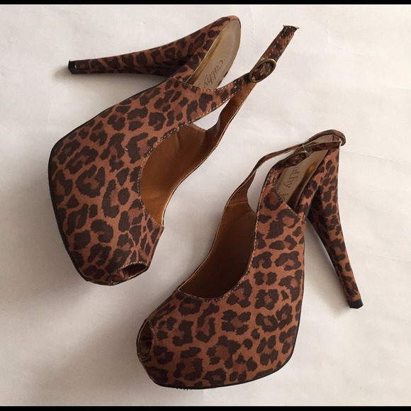 Cathy Jean Leopard Peep-Toe Pumps