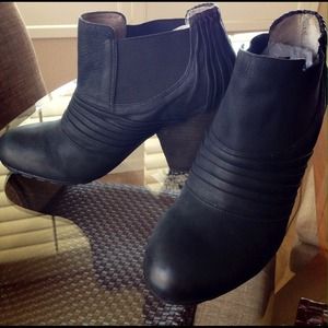 Vince Camuto ankle boots