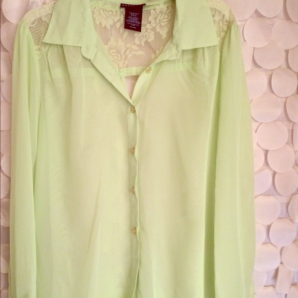 Metaphor Button up blouse