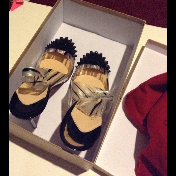 Christian Louboutin 39 spike and plastic slingback - Picture 4 of 4