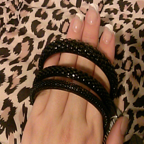 Mandee black bangles - Picture 2 of 3