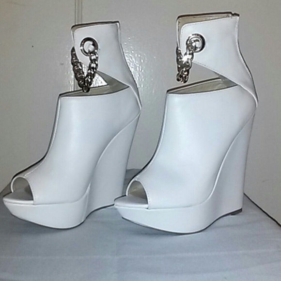 Sold *** - Picture 2 of 4