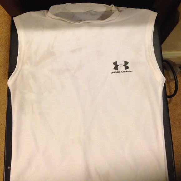 Boys under armour gym shirt/ thermal layer